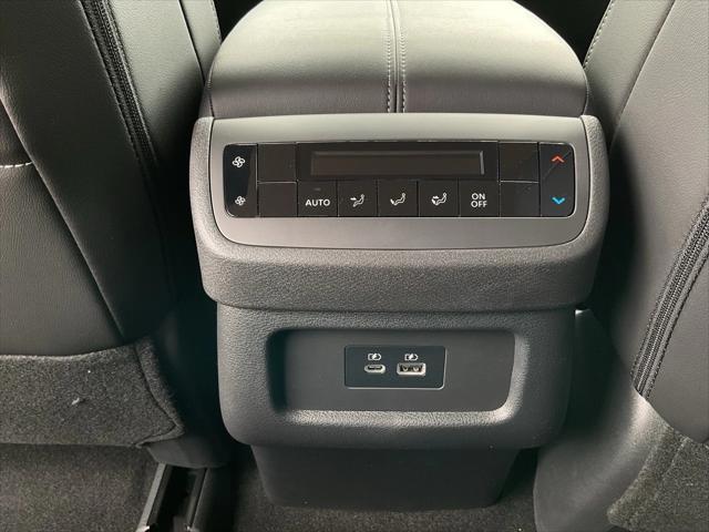 new 2025 Nissan Pathfinder car, priced at $41,428