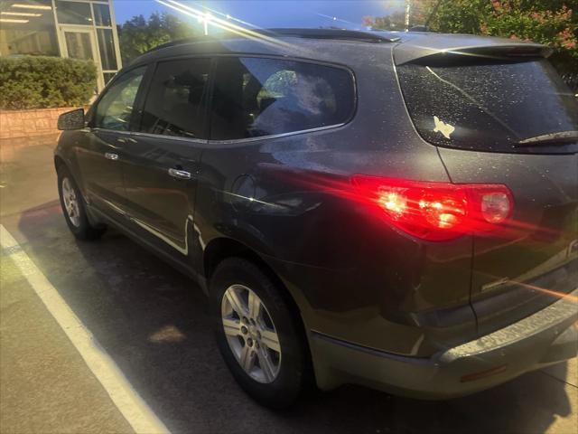 used 2010 Chevrolet Traverse car