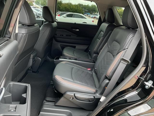 new 2025 Nissan Pathfinder car, priced at $49,882