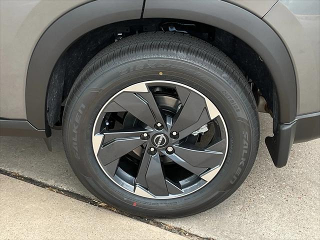new 2025 Nissan Rogue car, priced at $30,253
