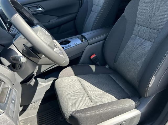 new 2025 Nissan Rogue car, priced at $30,253