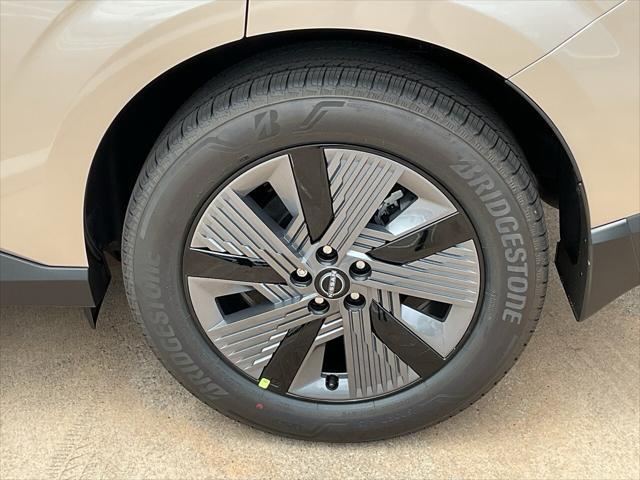 new 2025 Nissan Murano car, priced at $45,745