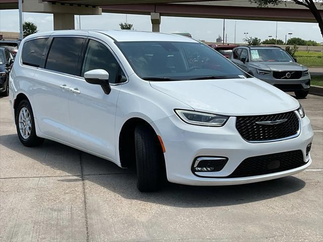 used 2023 Chrysler Pacifica car, priced at $23,701