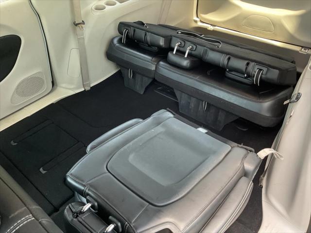 used 2023 Chrysler Pacifica car, priced at $23,701