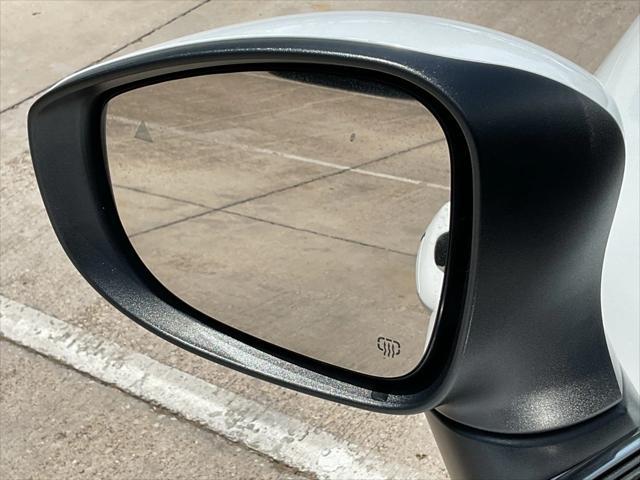used 2023 Chrysler Pacifica car, priced at $23,701