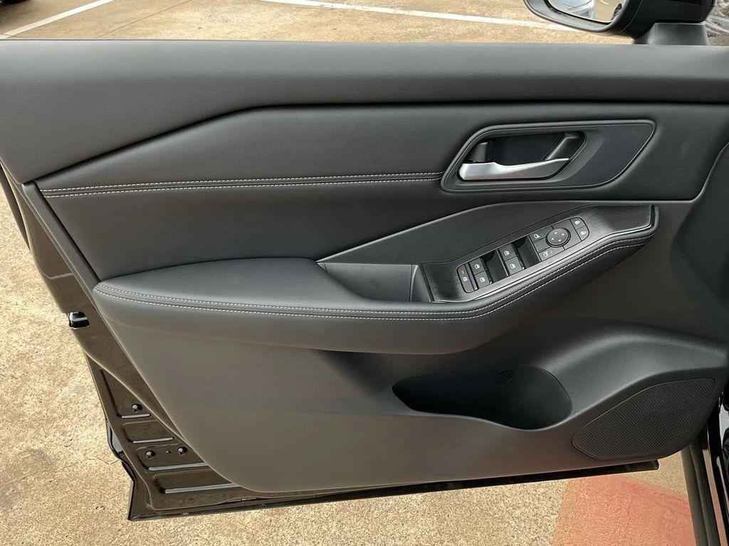 new 2025 Nissan Rogue car, priced at $32,023