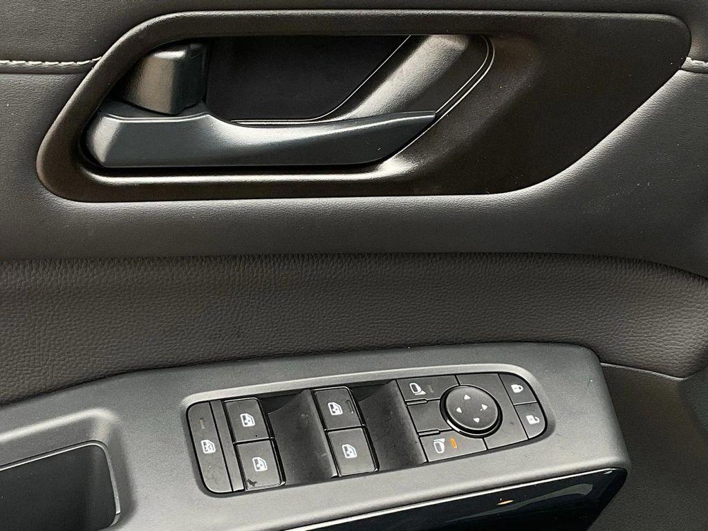 used 2025 Nissan Pathfinder car, priced at $33,901