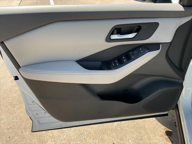 new 2025 Nissan Rogue car, priced at $31,856