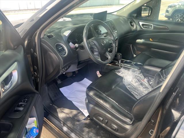 used 2016 Nissan Pathfinder car