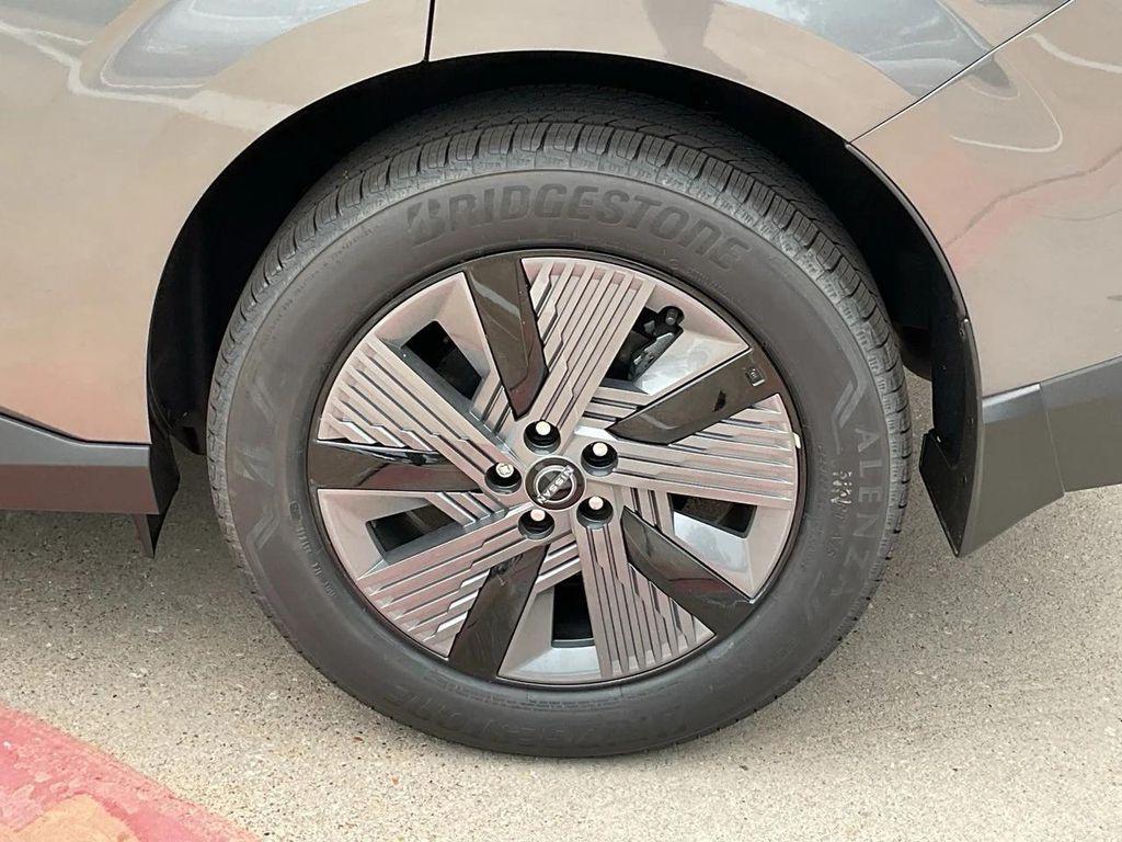 new 2025 Nissan Murano car, priced at $45,745
