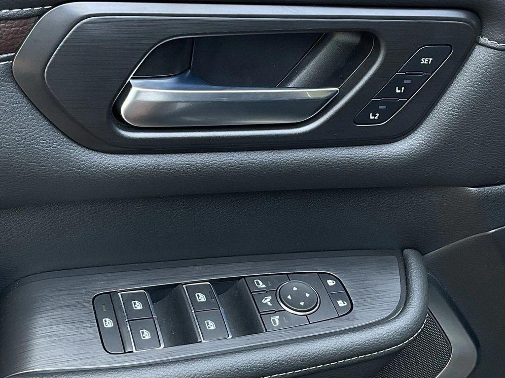 new 2025 Nissan Armada car, priced at $80,751
