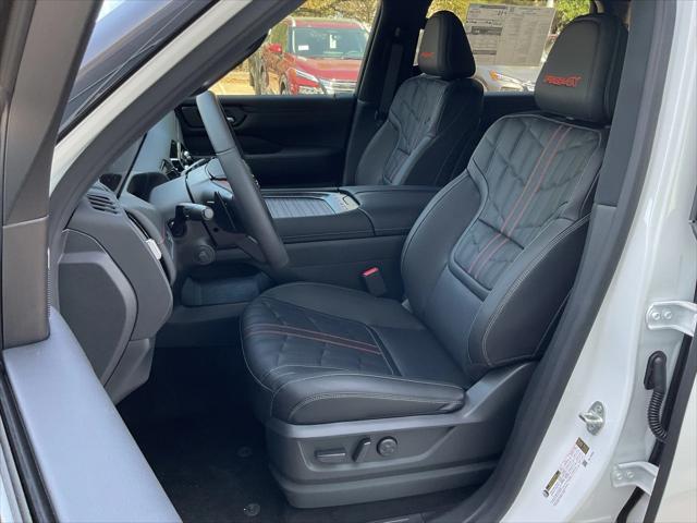 new 2025 Nissan Armada car, priced at $81,560