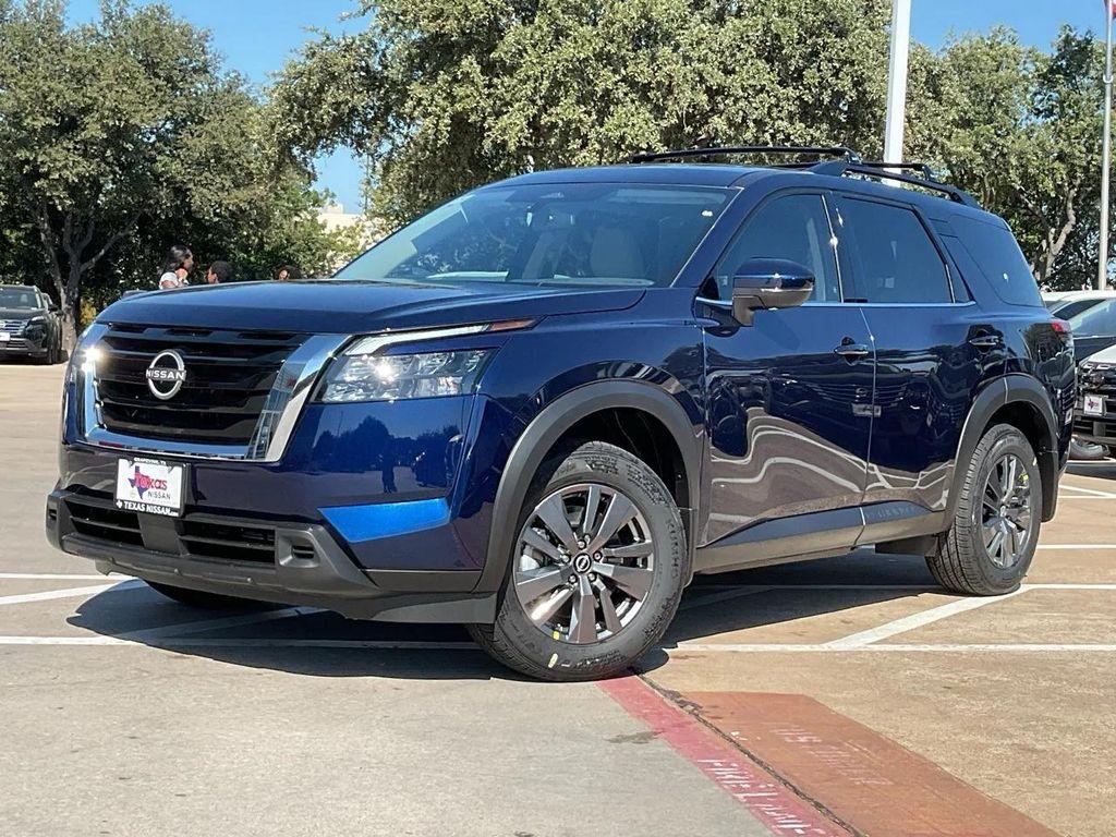 new 2025 Nissan Pathfinder car, priced at $39,114