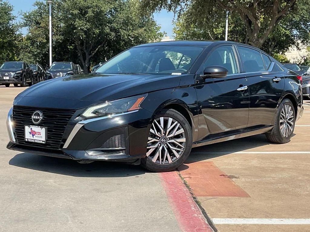 used 2023 Nissan Altima car, priced at $17,901