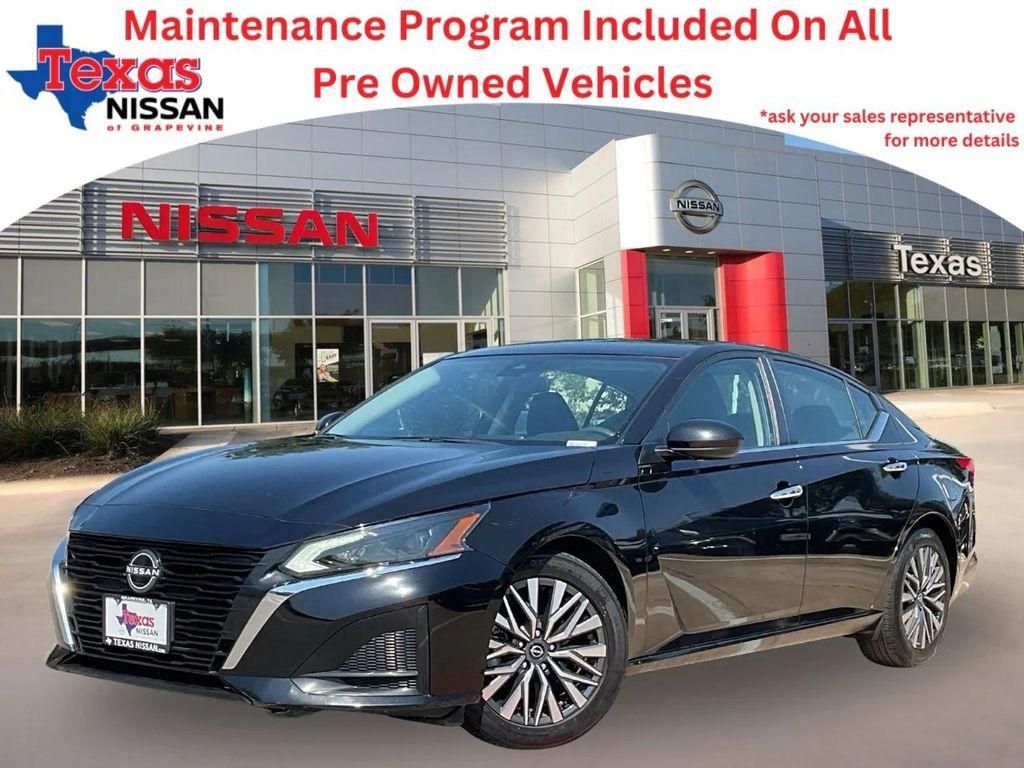 used 2023 Nissan Altima car, priced at $17,901