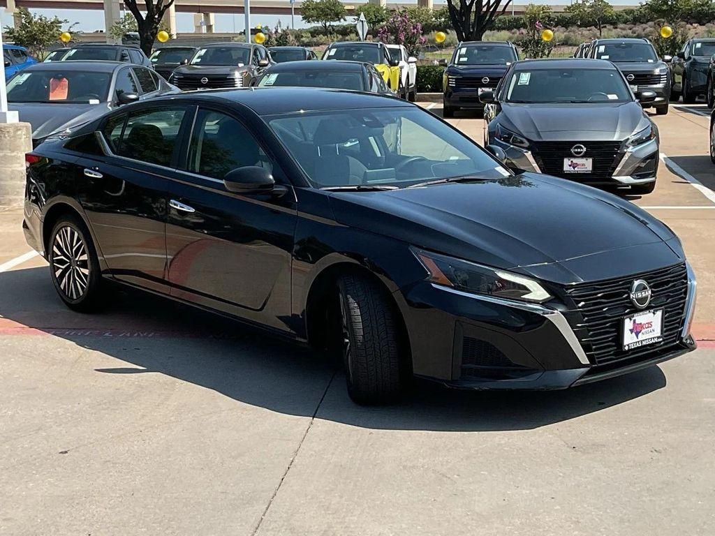 used 2023 Nissan Altima car, priced at $17,901