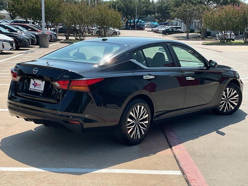 used 2023 Nissan Altima car, priced at $17,901