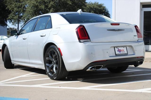 used 2022 Chrysler 300 car, priced at $21,101