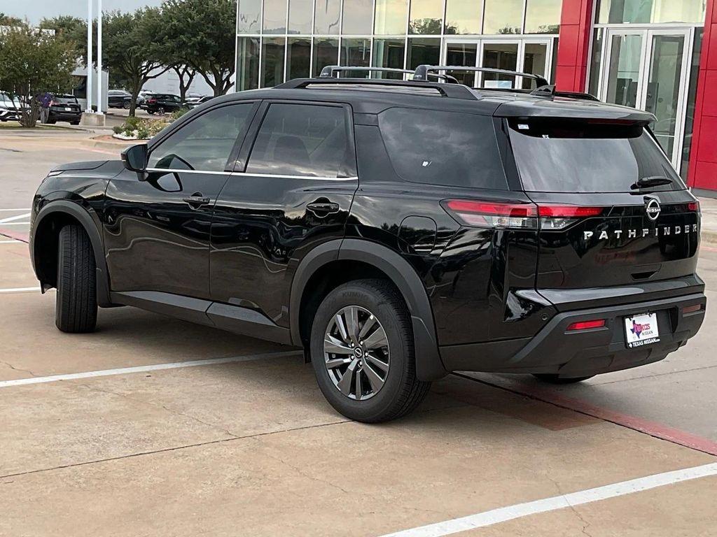 new 2025 Nissan Pathfinder car, priced at $39,000