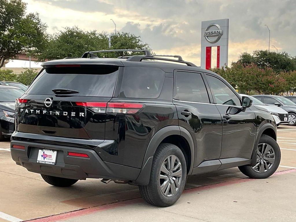 new 2025 Nissan Pathfinder car, priced at $39,000