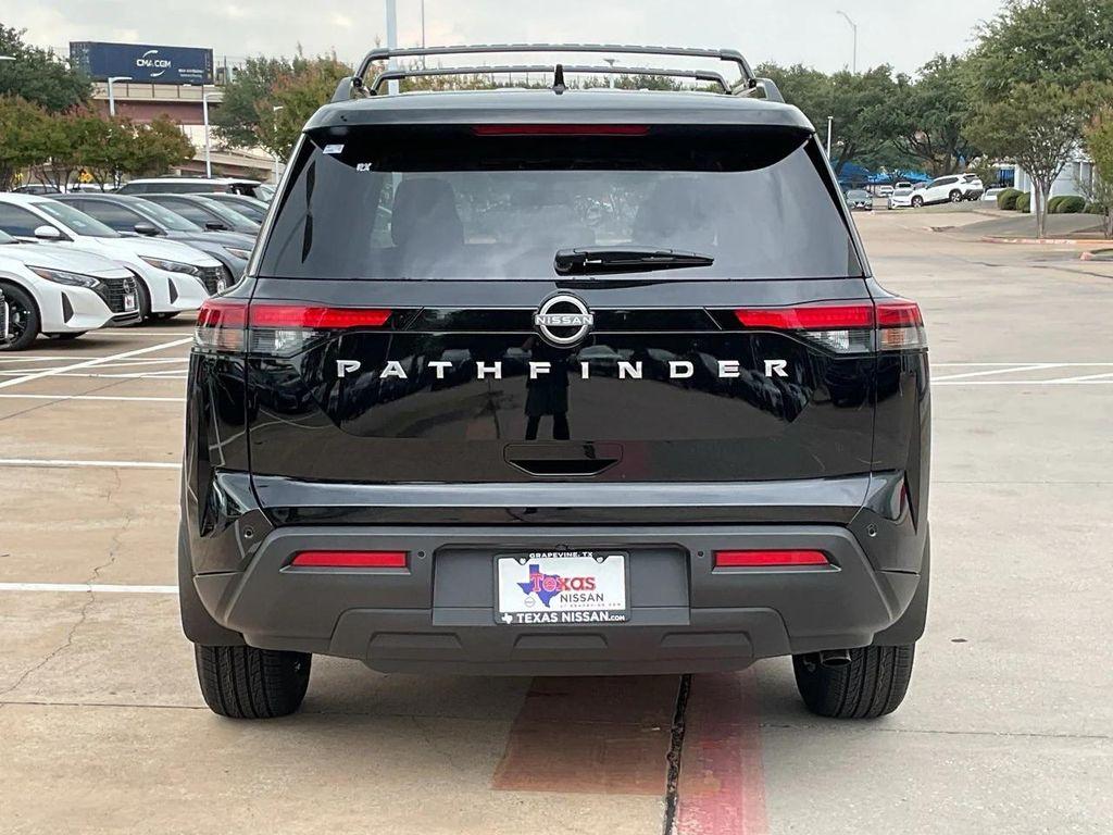new 2025 Nissan Pathfinder car, priced at $39,000