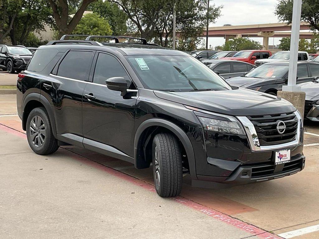 new 2025 Nissan Pathfinder car, priced at $39,000