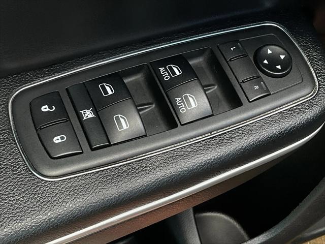 used 2019 Chrysler 300 car, priced at $17,901