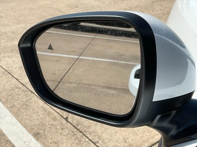 new 2025 Nissan Kicks car, priced at $25,032