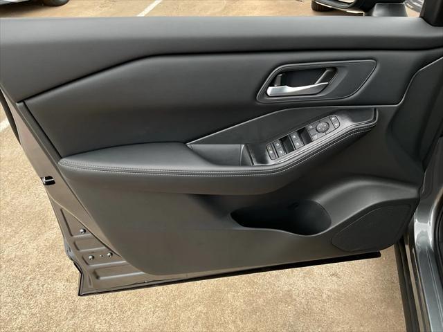 new 2025 Nissan Rogue car, priced at $30,253