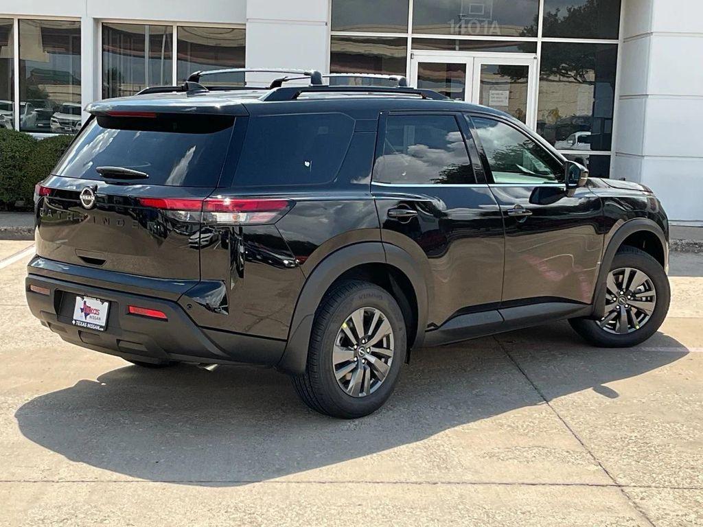 new 2025 Nissan Pathfinder car, priced at $39,610