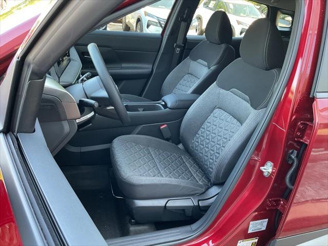 new 2025 Nissan Kicks car, priced at $25,032