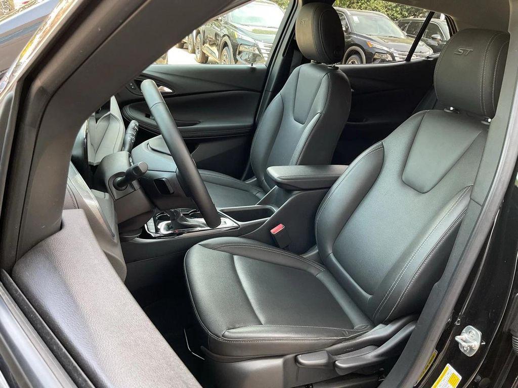 used 2024 Buick Encore GX car, priced at $20,501