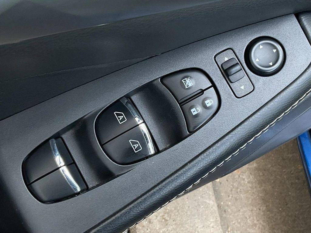 used 2023 Nissan Maxima car, priced at $21,901