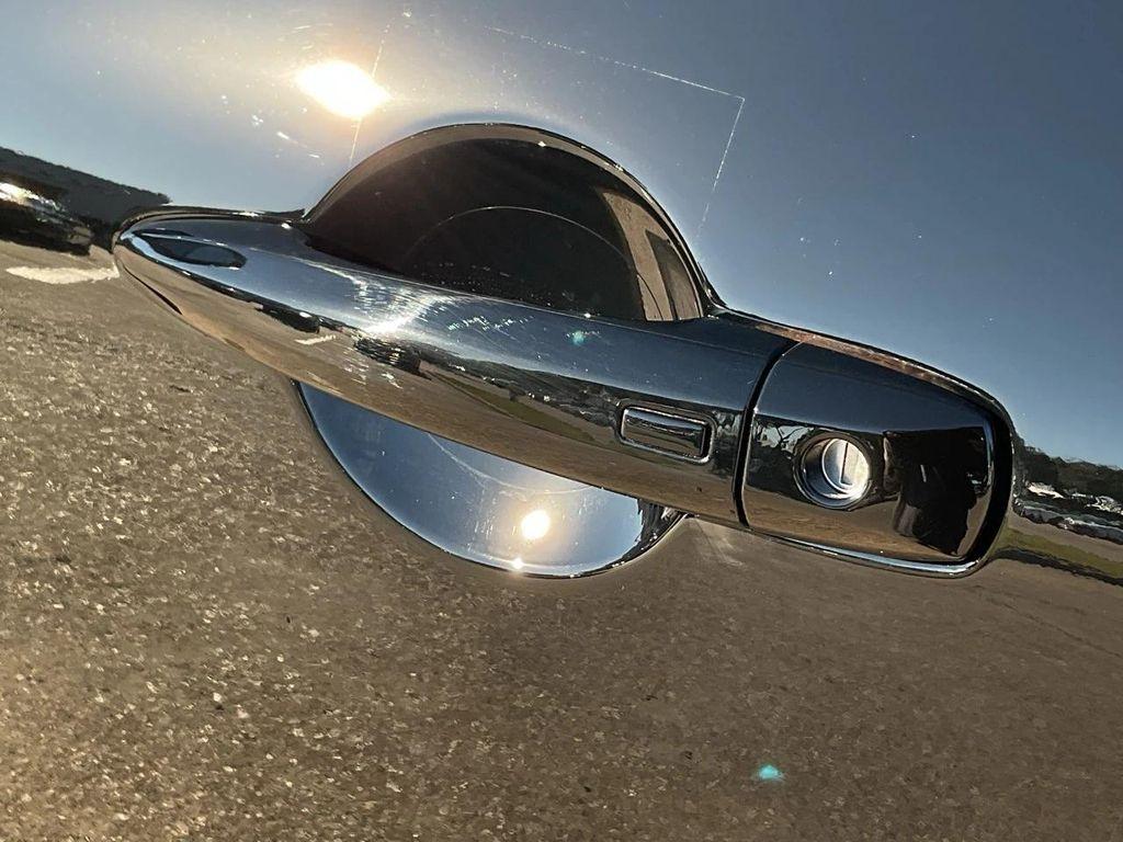 new 2025 Nissan Pathfinder car, priced at $39,114