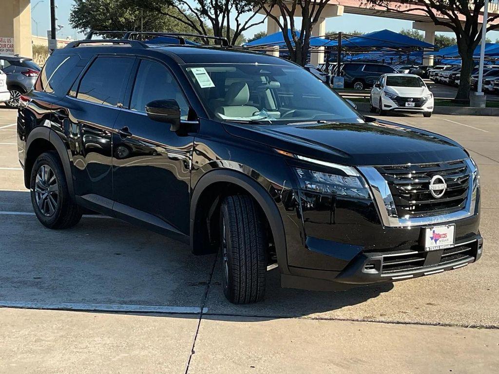 new 2025 Nissan Pathfinder car, priced at $39,114