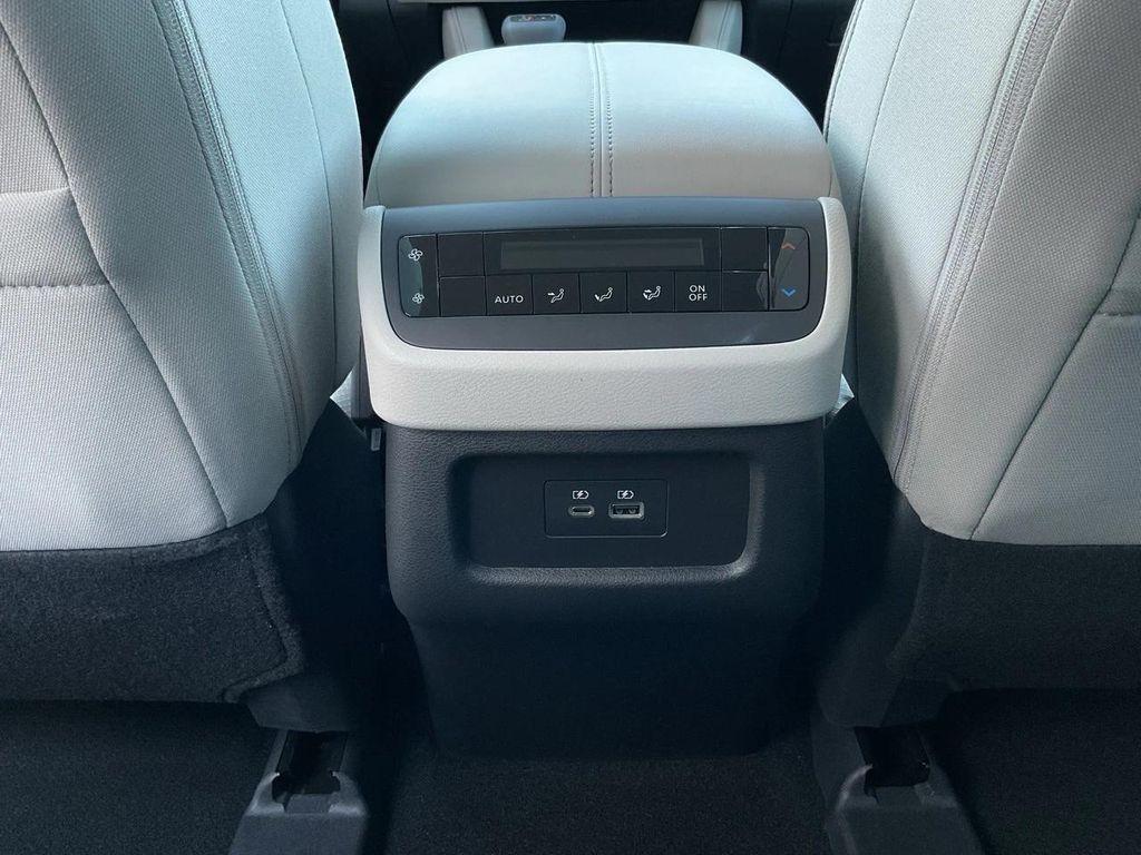 new 2025 Nissan Pathfinder car, priced at $39,114