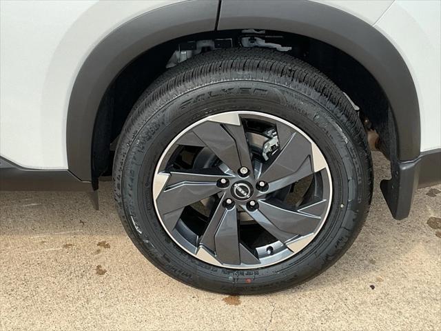 new 2025 Nissan Rogue car, priced at $30,624