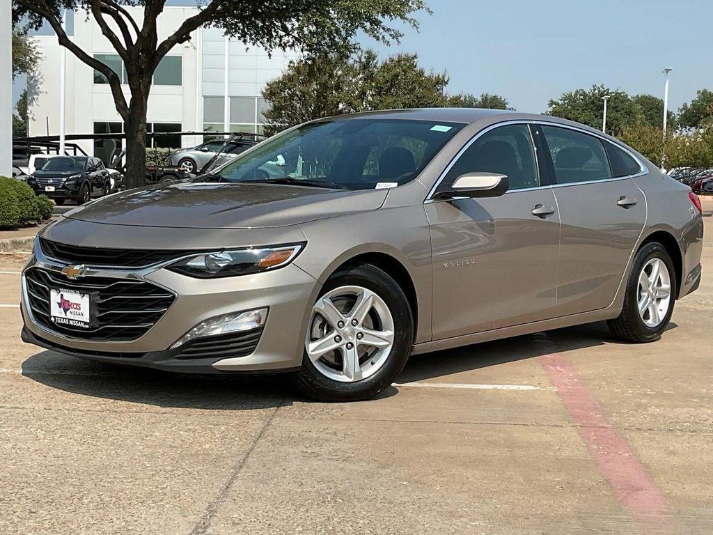 used 2024 Chevrolet Malibu car, priced at $16,401