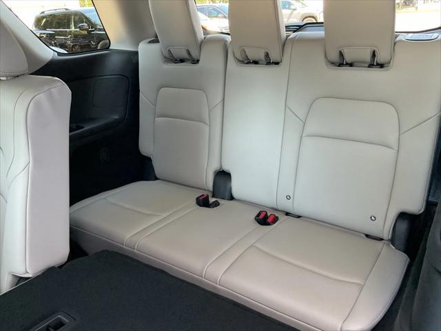new 2025 Nissan Pathfinder car, priced at $41,383