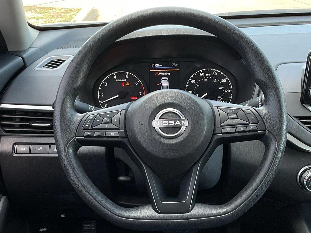 used 2023 Nissan Altima car, priced at $15,901