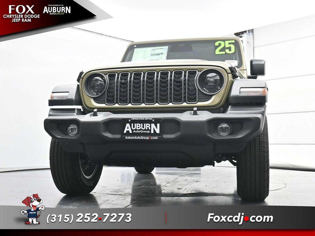 new 2025 Jeep Wrangler car, priced at $43,547