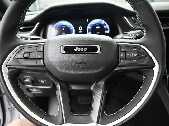 new 2025 Jeep Grand Cherokee car, priced at $45,050