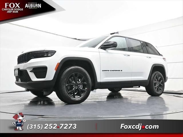 new 2025 Jeep Grand Cherokee car, priced at $45,050