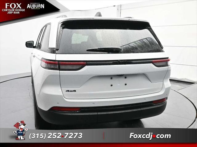 new 2025 Jeep Grand Cherokee car, priced at $45,050