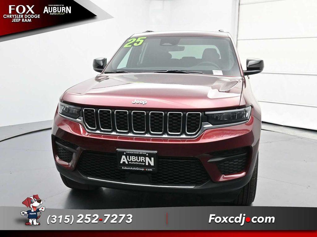 new 2025 Jeep Grand Cherokee car, priced at $44,170