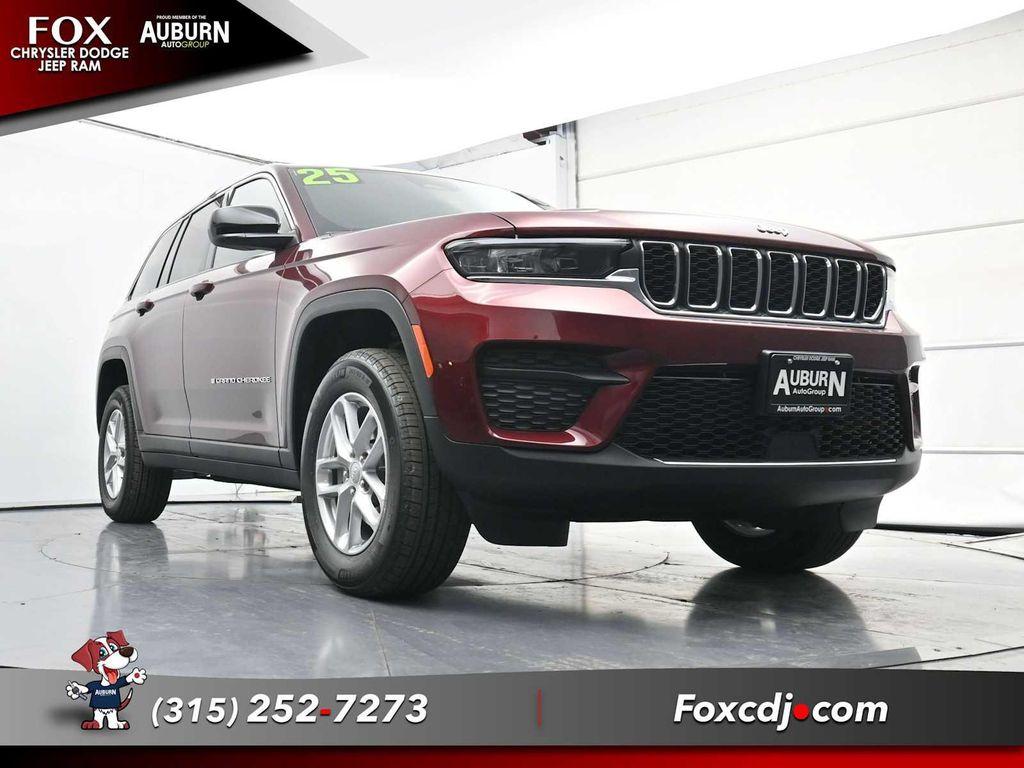 new 2025 Jeep Grand Cherokee car, priced at $44,170