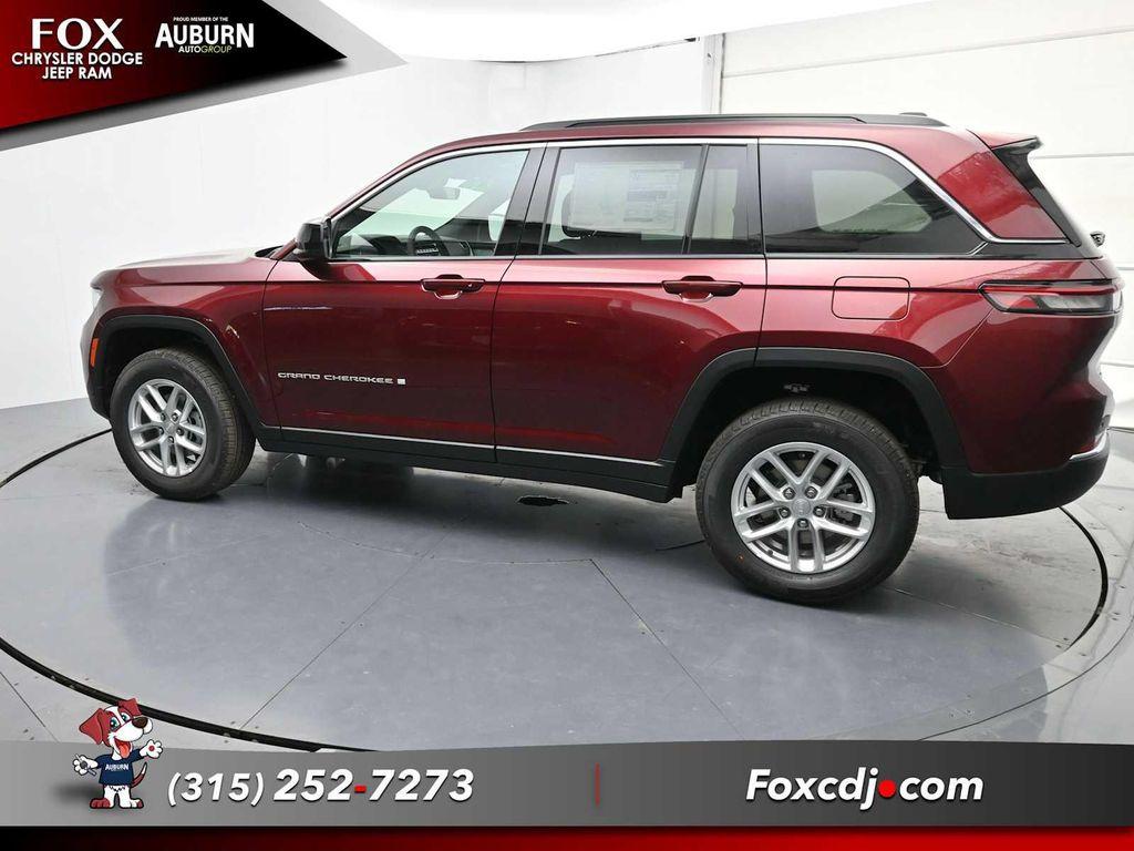 new 2025 Jeep Grand Cherokee car, priced at $44,170