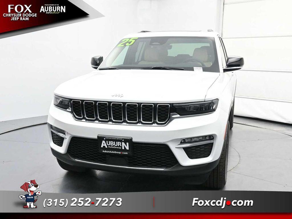 new 2025 Jeep Grand Cherokee car, priced at $49,415