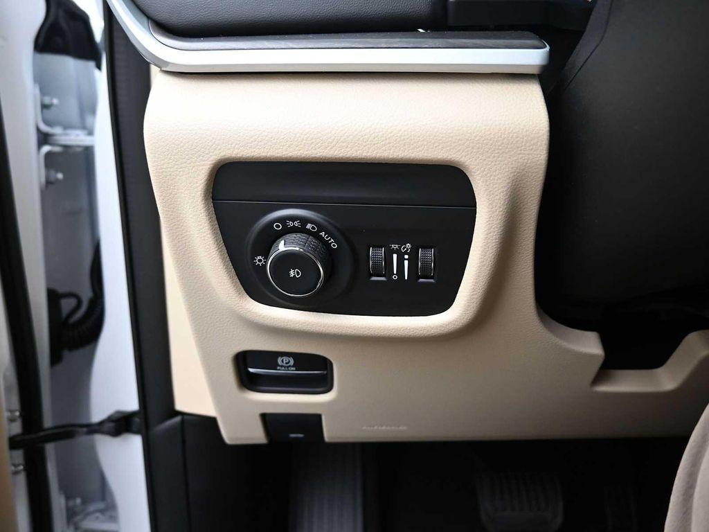 new 2025 Jeep Grand Cherokee car, priced at $49,415