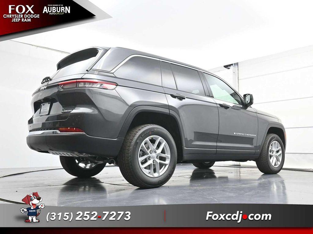 new 2025 Jeep Grand Cherokee car, priced at $43,409